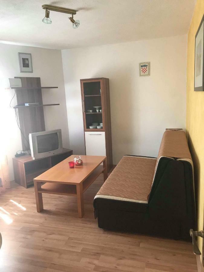 Sekler Ante Tribunj Appartement Tribalj Buitenkant foto